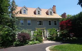 Down Home Bed And Breakfast Niagara on The Lake